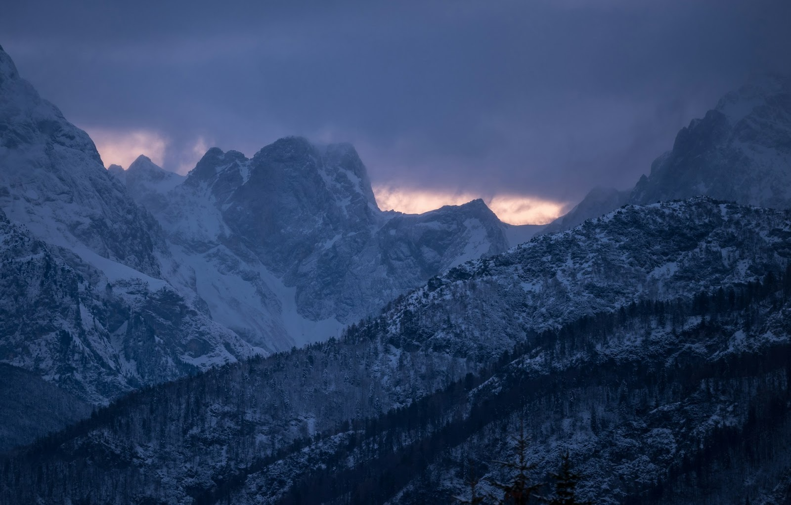 雪山