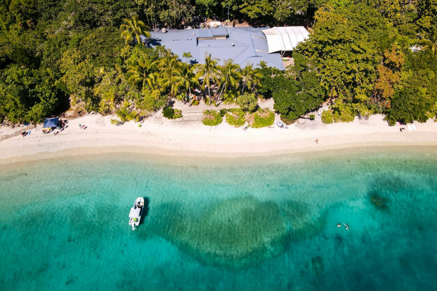 ケアンズのビーチ