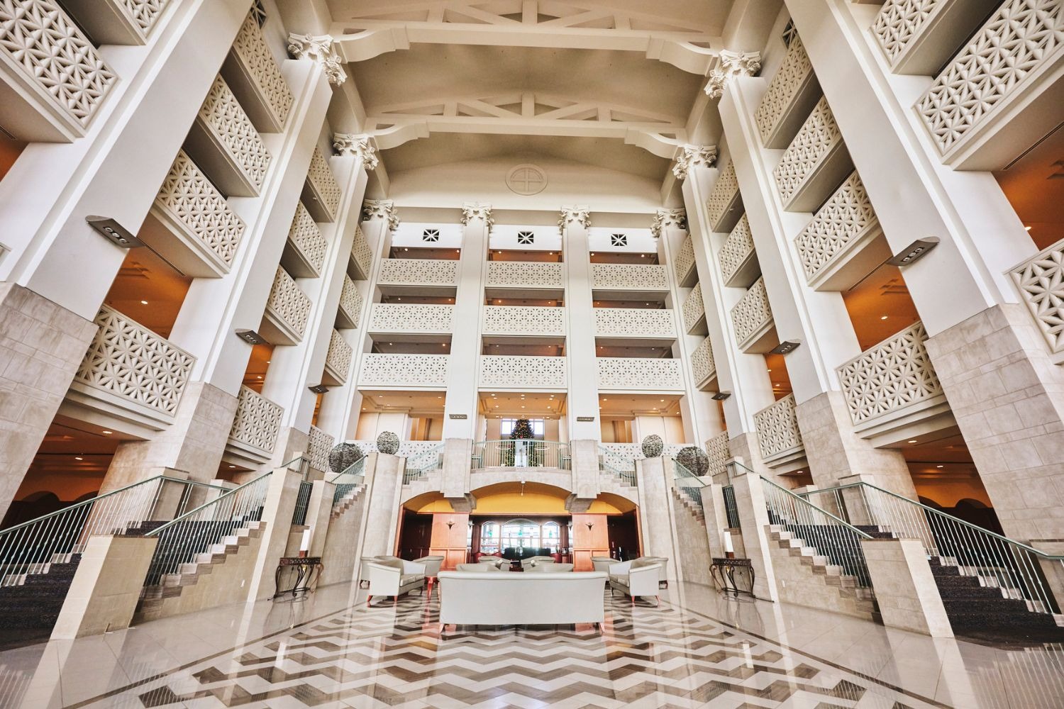 レオパレス リゾート グアムのロビー