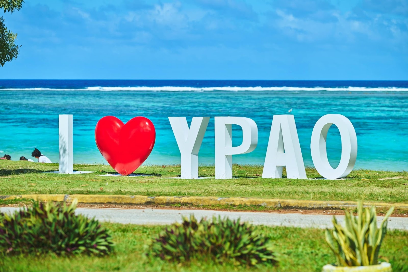 イパオビーチのモニュメント