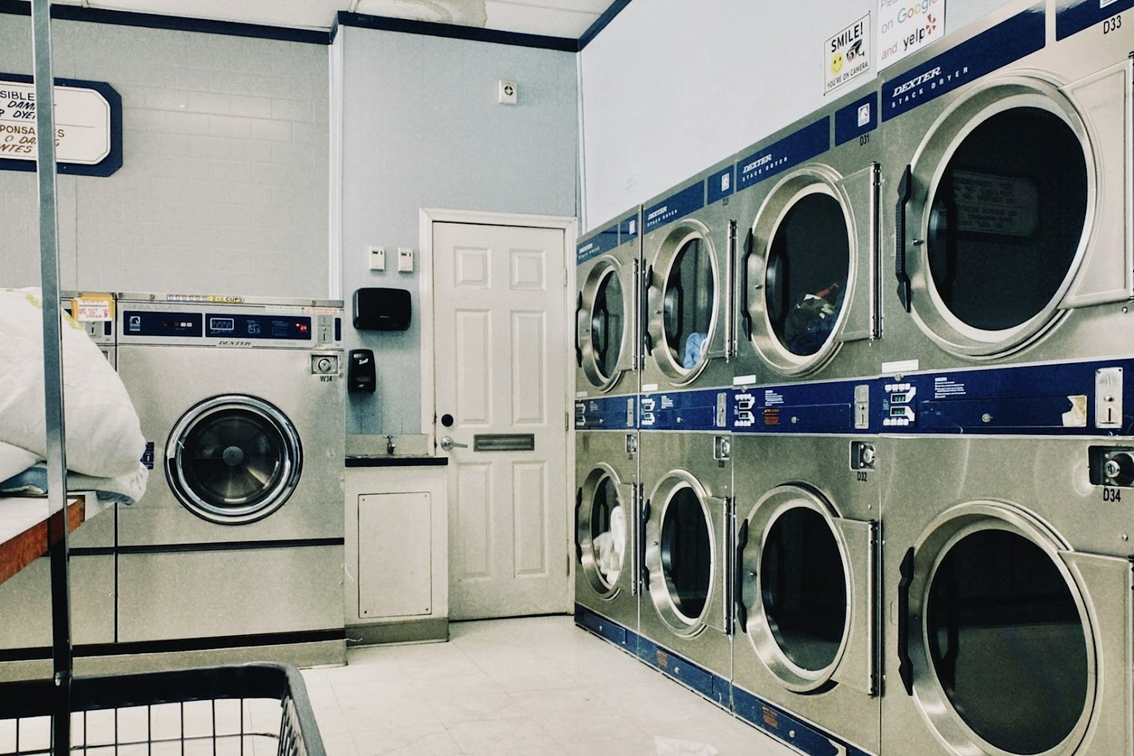 コインランドリー