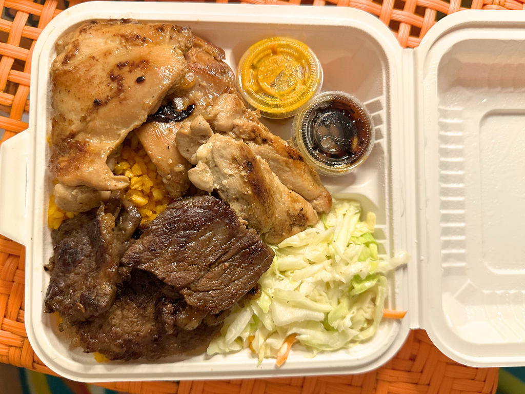 バーベキュー料理のテイクアウト