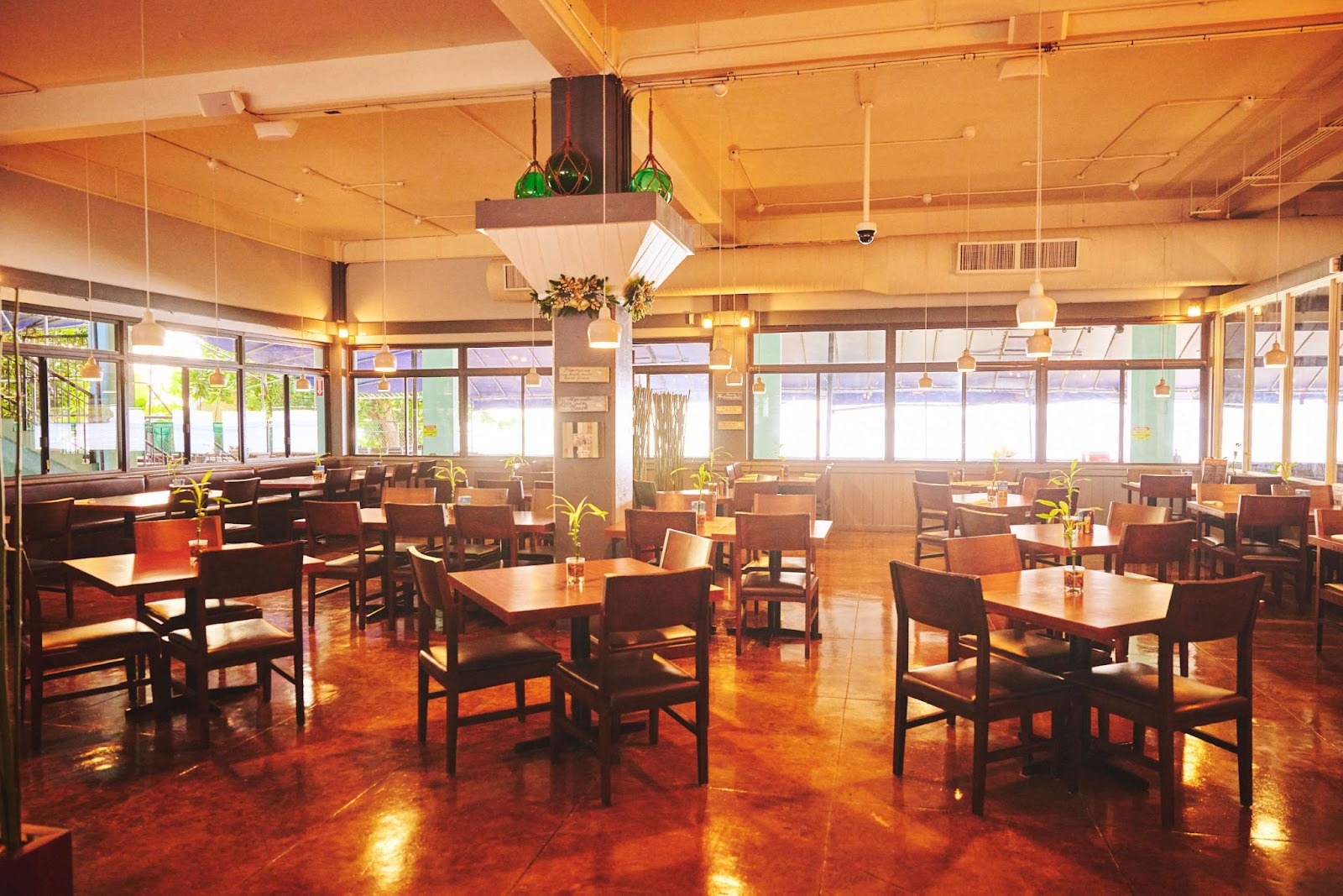 ナナズカフェの店内