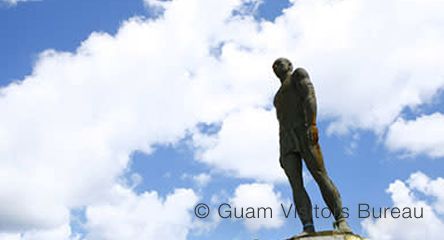 大酋長キプハ像